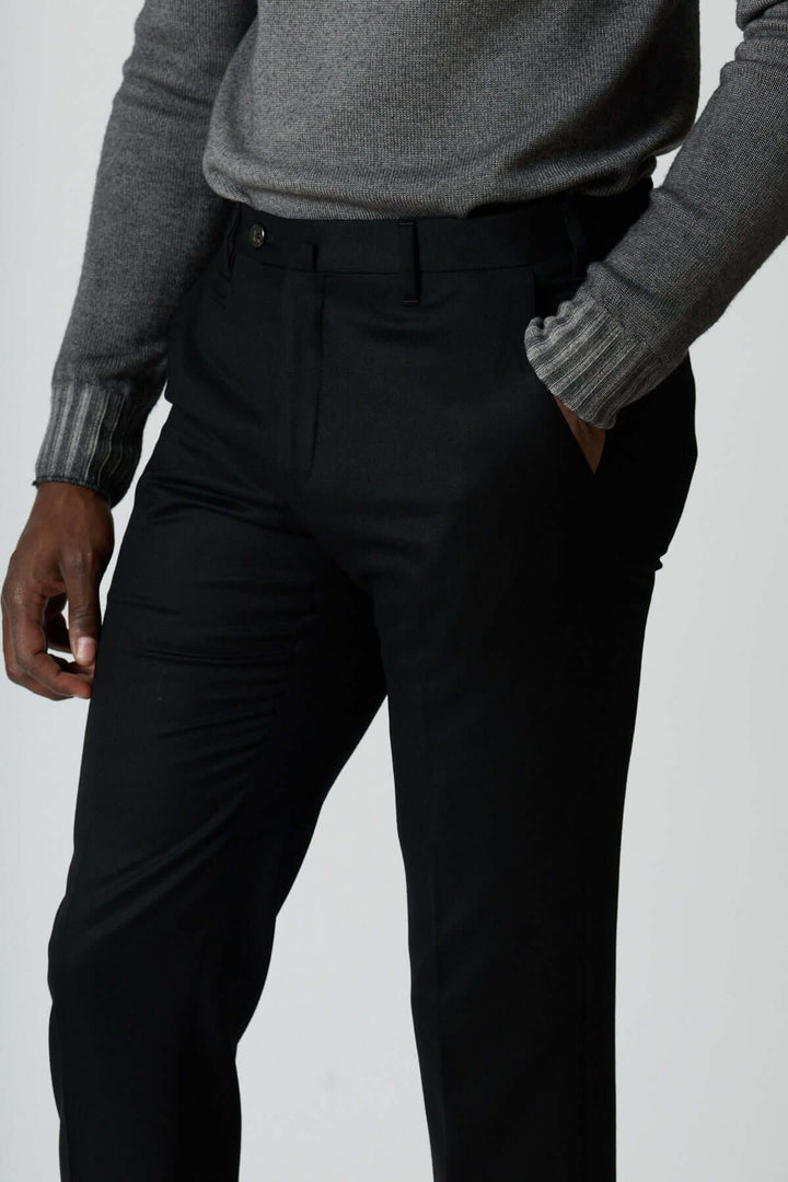 Pantalon habillé en laine vierge