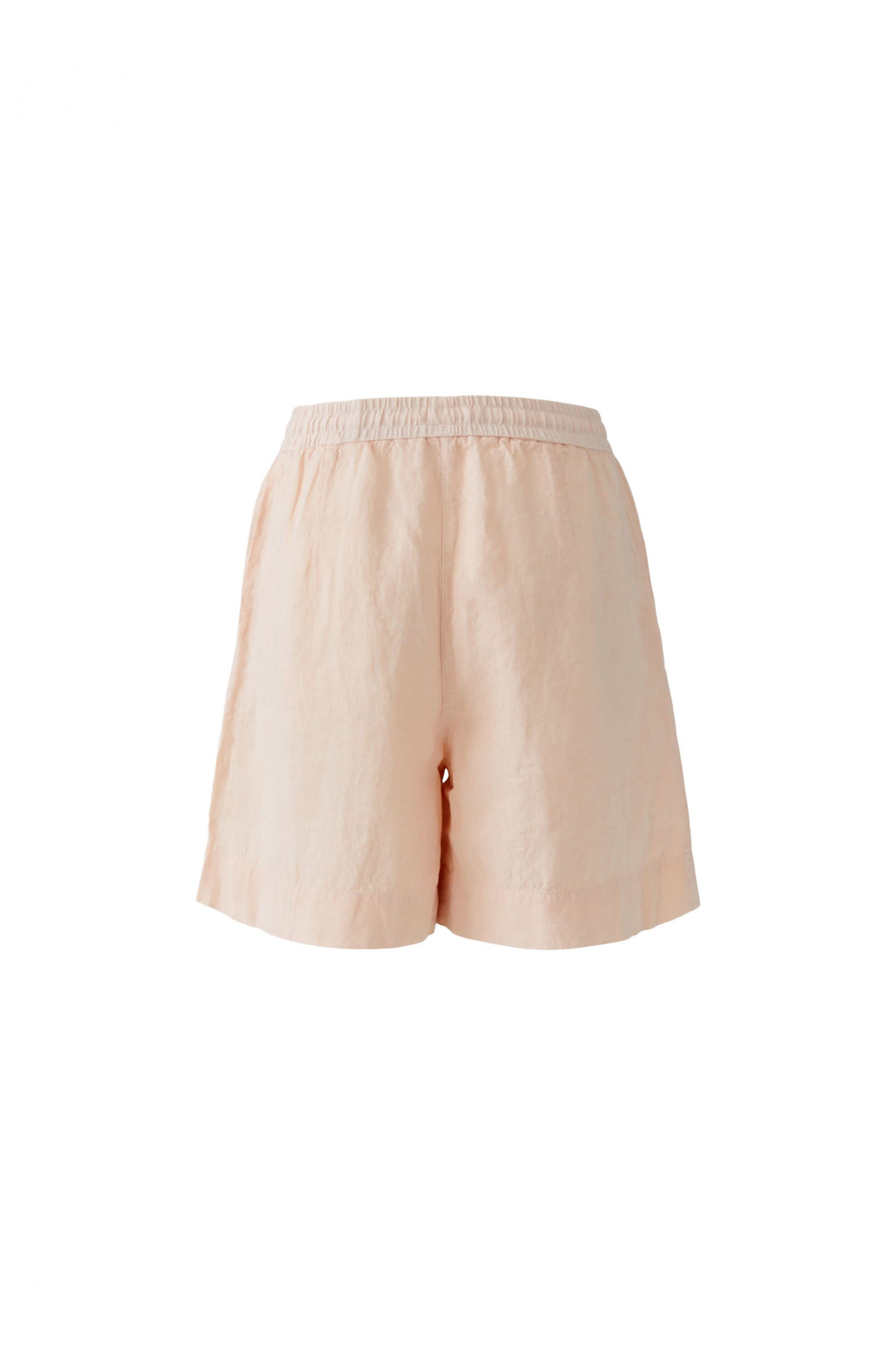 Bermuda coupe moderne en tissu léger, longueur au-dessus du genou, parfait pour un style décontracté et contemporain.