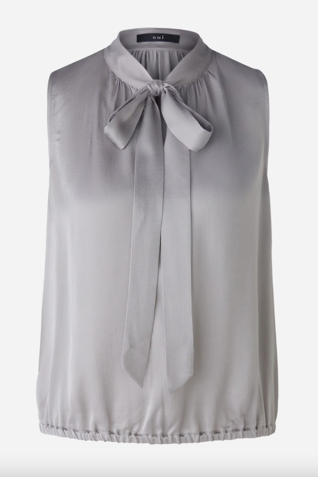 Blouse en satin brillant avec cravate et encolure en V, coupe décontractée et ceinture élastiquée, couleur grise.
