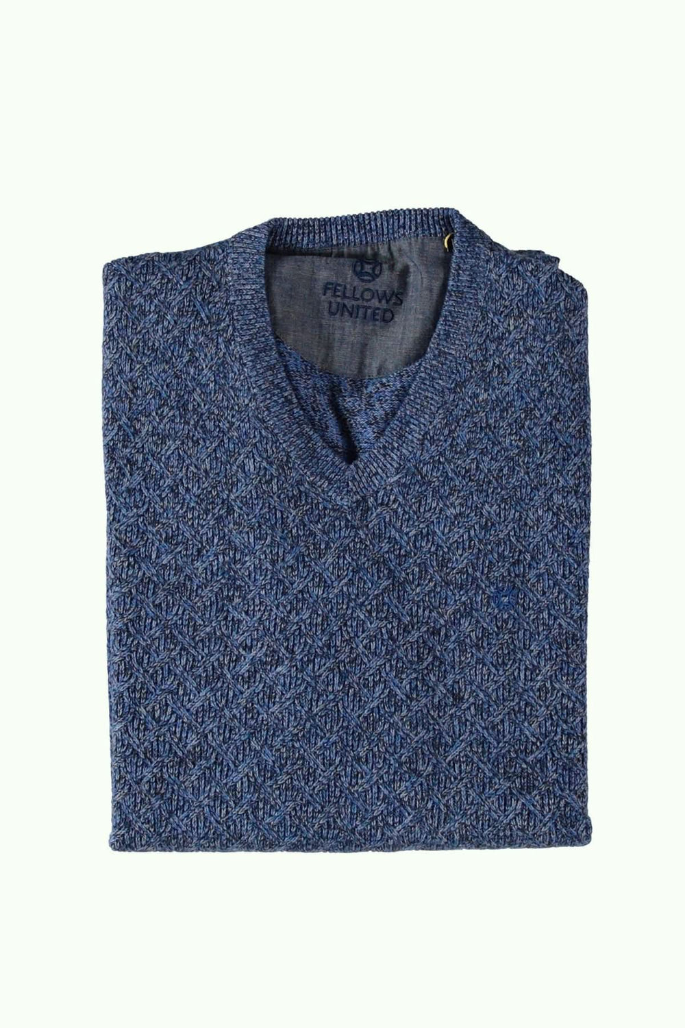 Chandail à manches longues texturé bleu avec maille, coupe régulière et encolure en V, idéal pour style décontracté ou habillé.