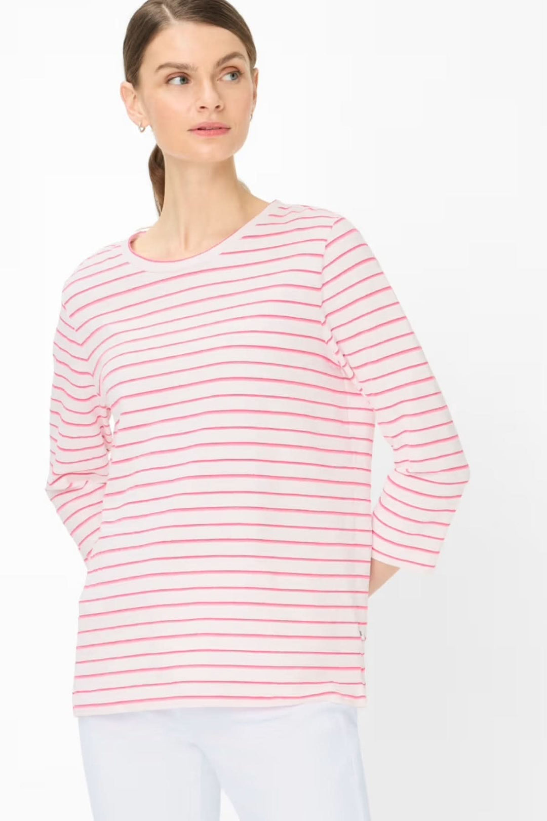 Chandail rayé BONNIE à manches longues avec motif rayures, tissu doux, coupe droite. Mode femme, pull confortable.