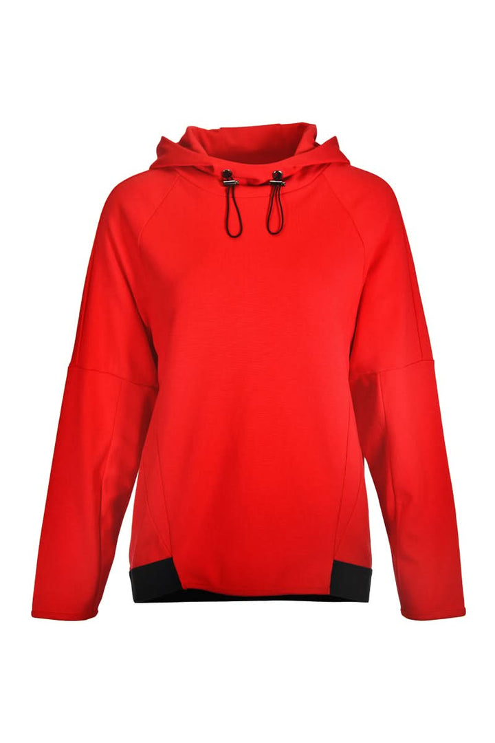 Chandail structuré rouge avec col montant et cordon ajustable pour un look athleisure moderne et confortable.