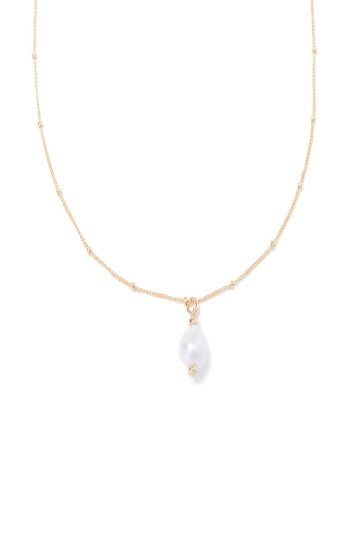 Chaîne Be Minimalist en vermeil or 14kt avec perle d'eau douce, élégante et simple pour femmes.