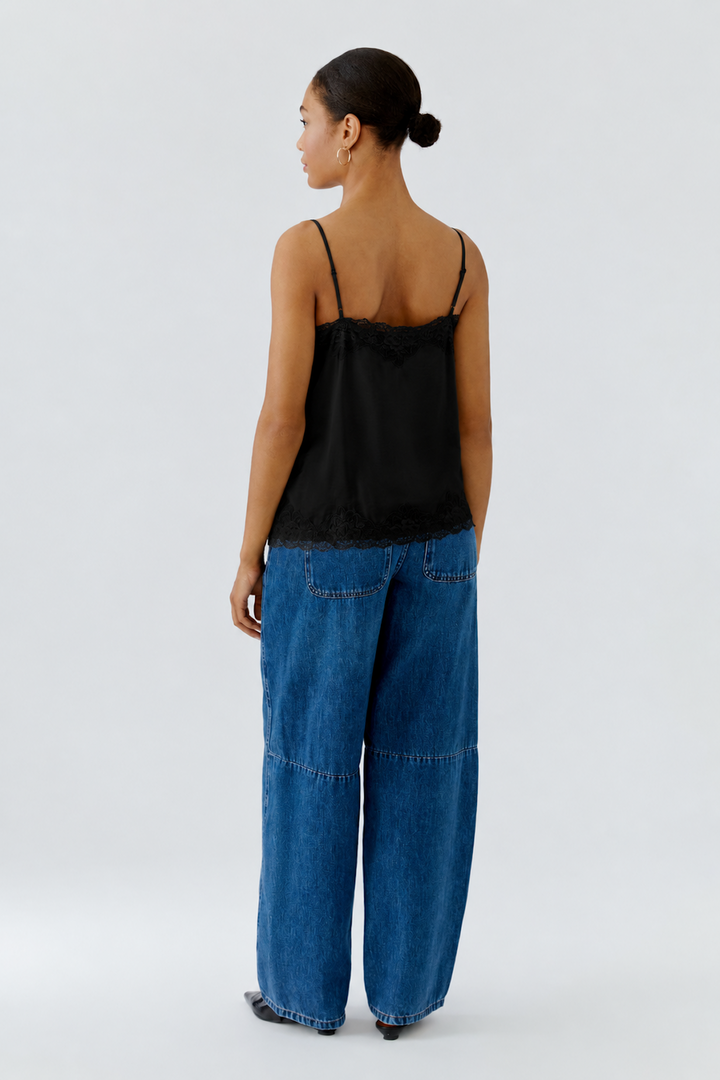 Satin camisole with lace 