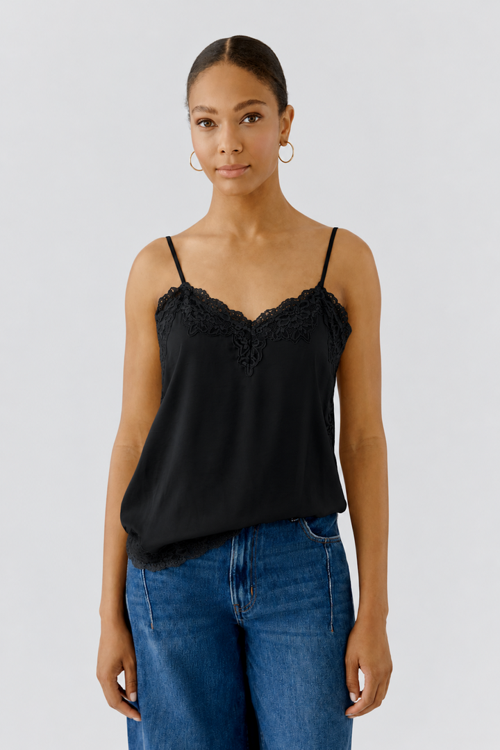 Satin camisole with lace 