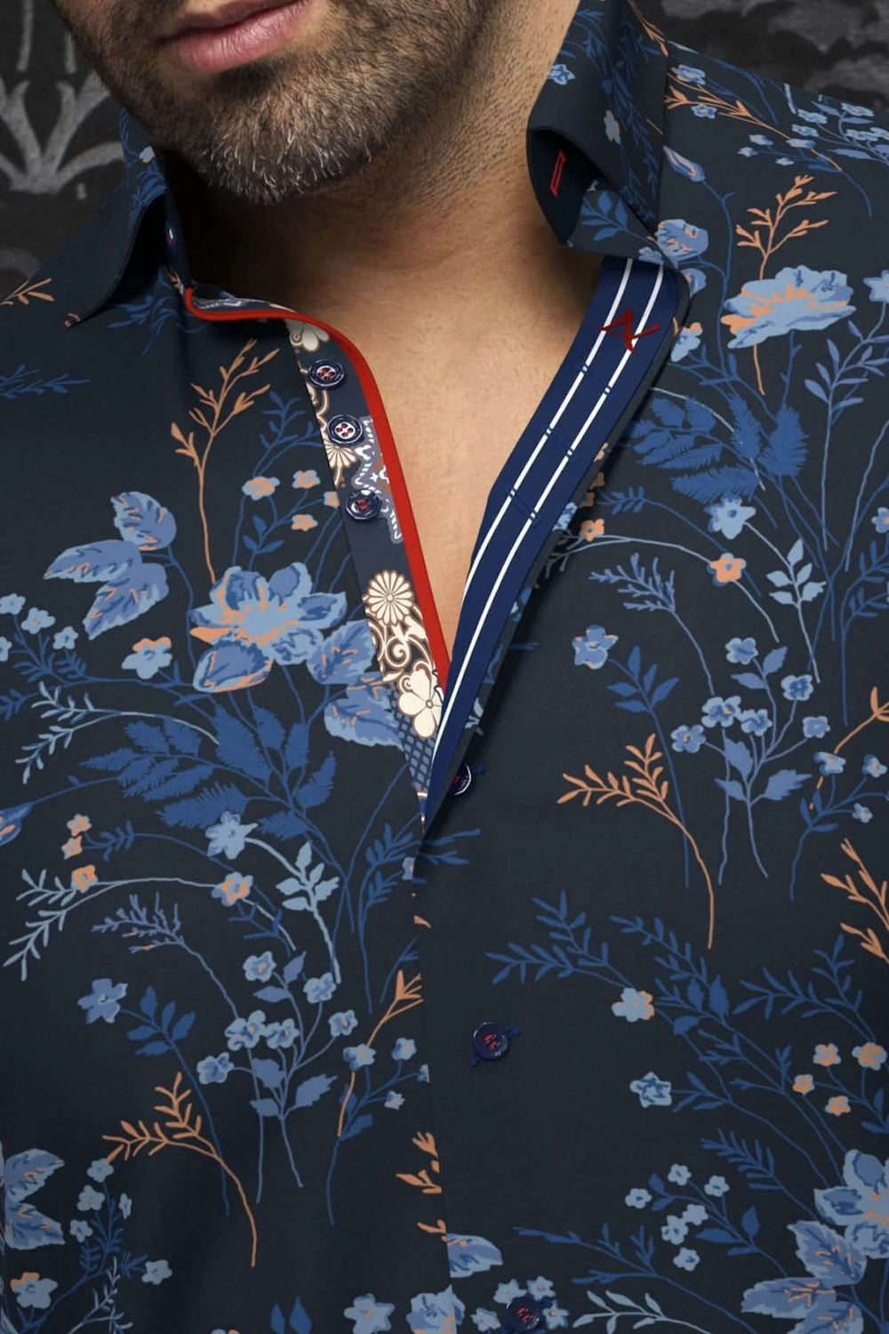 Chemise Brenner à imprimé floral élégant, col classique avec détails contrastants pour un look estival raffiné.