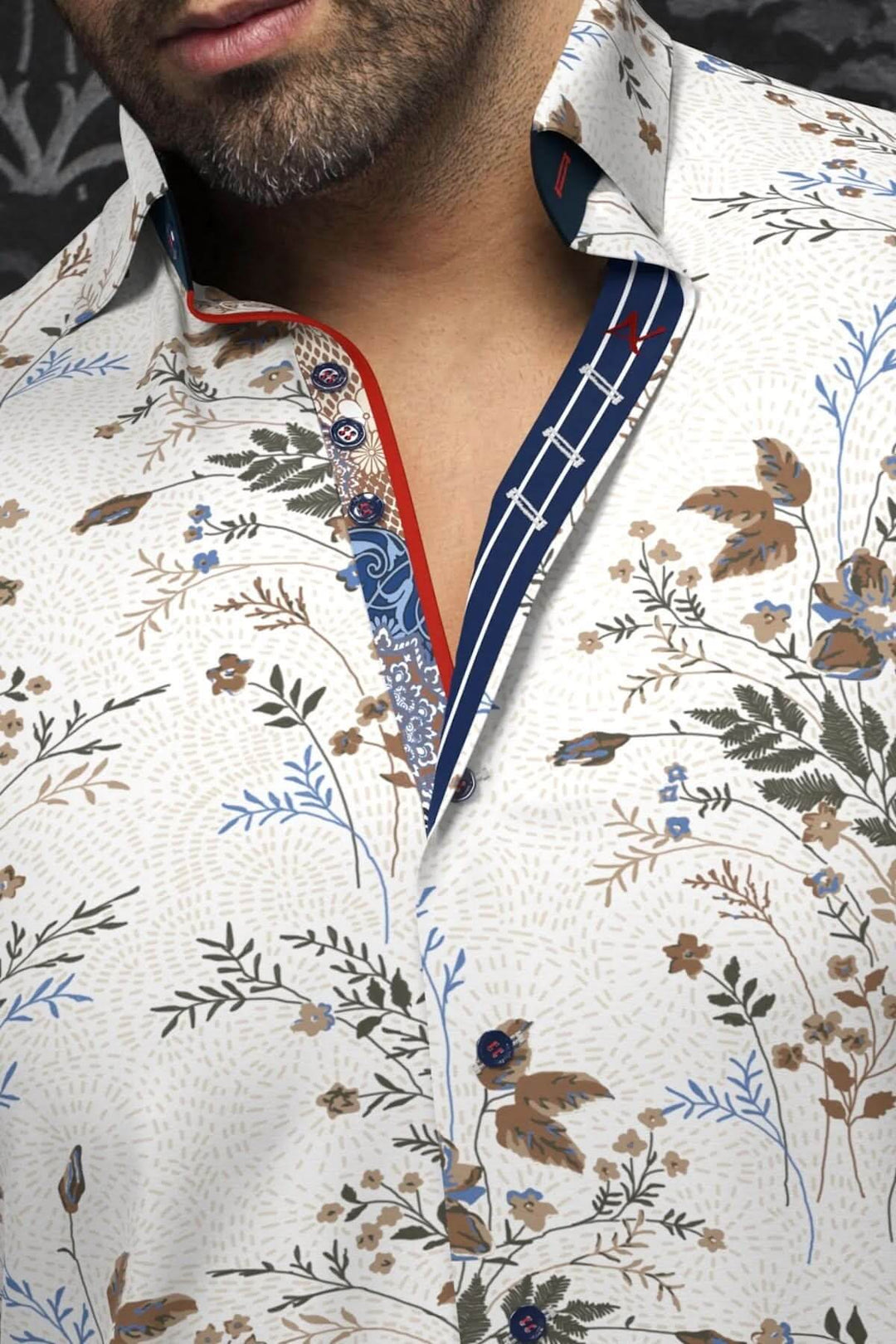 Chemise Brenner avec imprimé floral délicat, col classique et détails contrastants élégants.