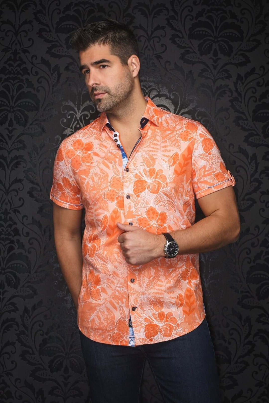 Chemise Ronaldo à manches courtes, imprimé floral vibrant, coupe ajustée, style décontracté, événements estivaux.