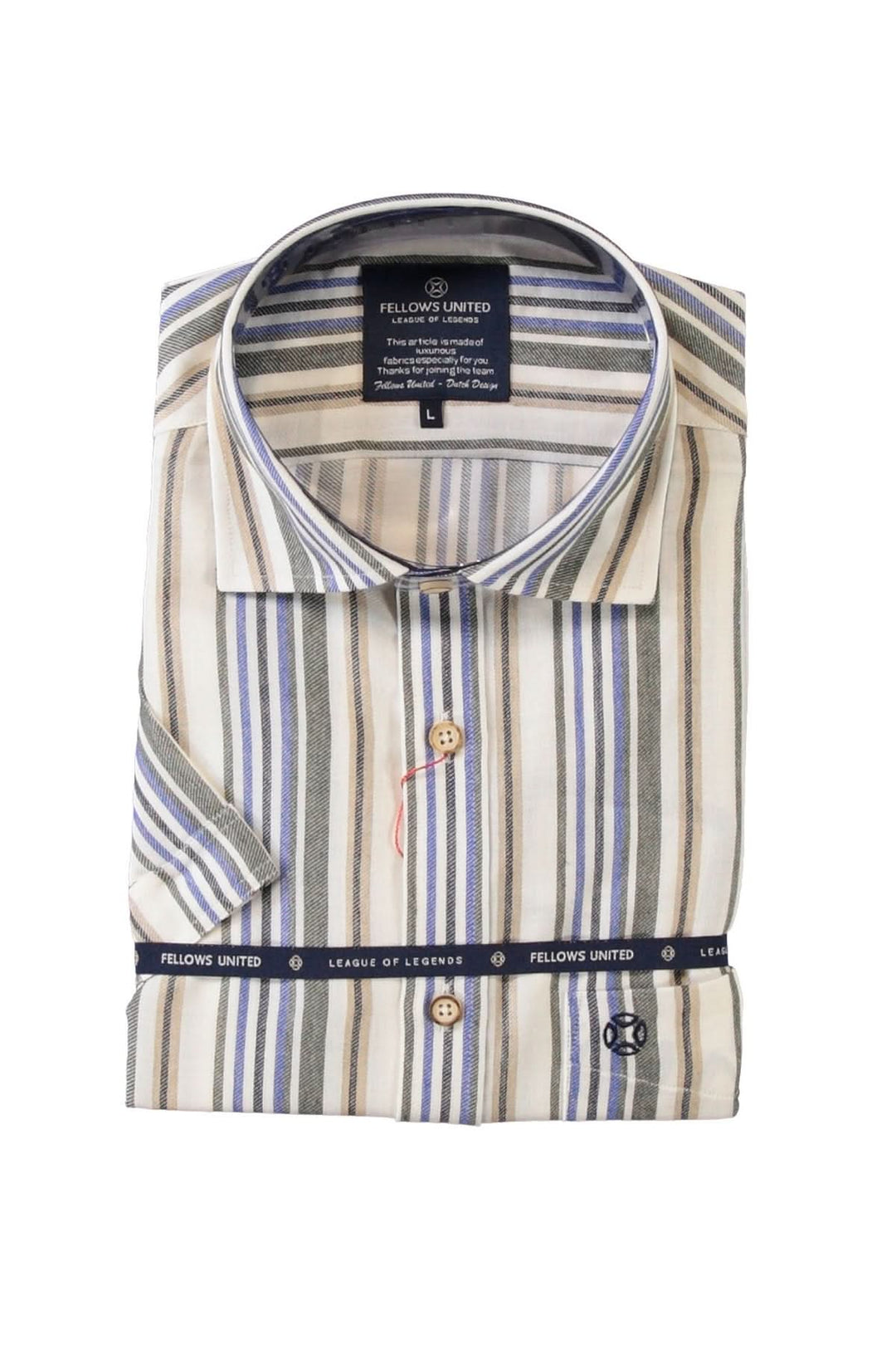 Chemise à manches courtes à motif rayé avec col structuré, idéale pour un look moderne et élégant. Parfaite pour toutes les occasions.