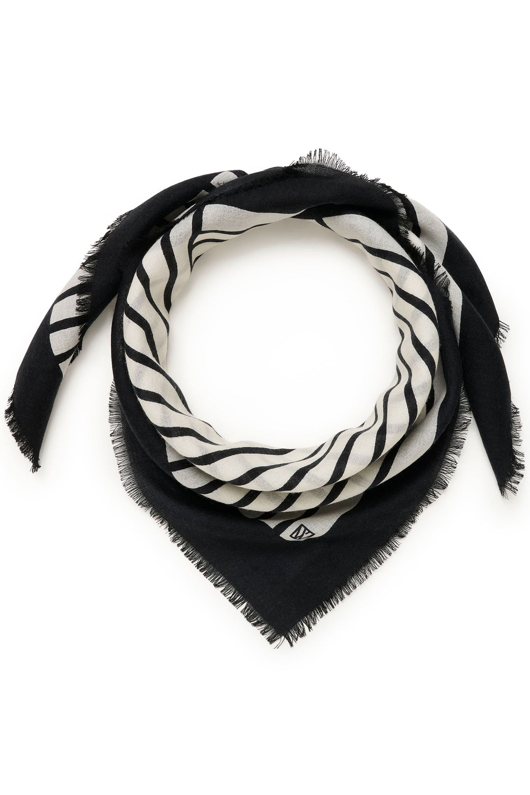 Foulard rayé noir et beige, léger et doux, avec franges, pour un style graphique et élégant.