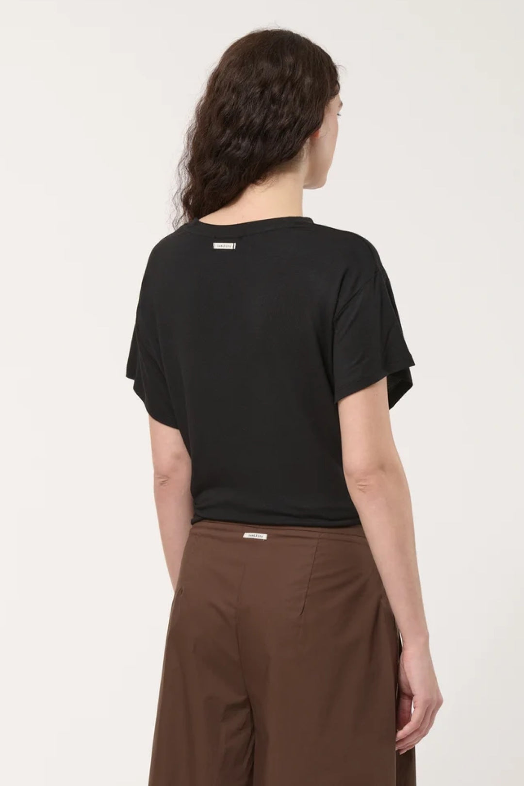 T-shirt drapé à effet croisé