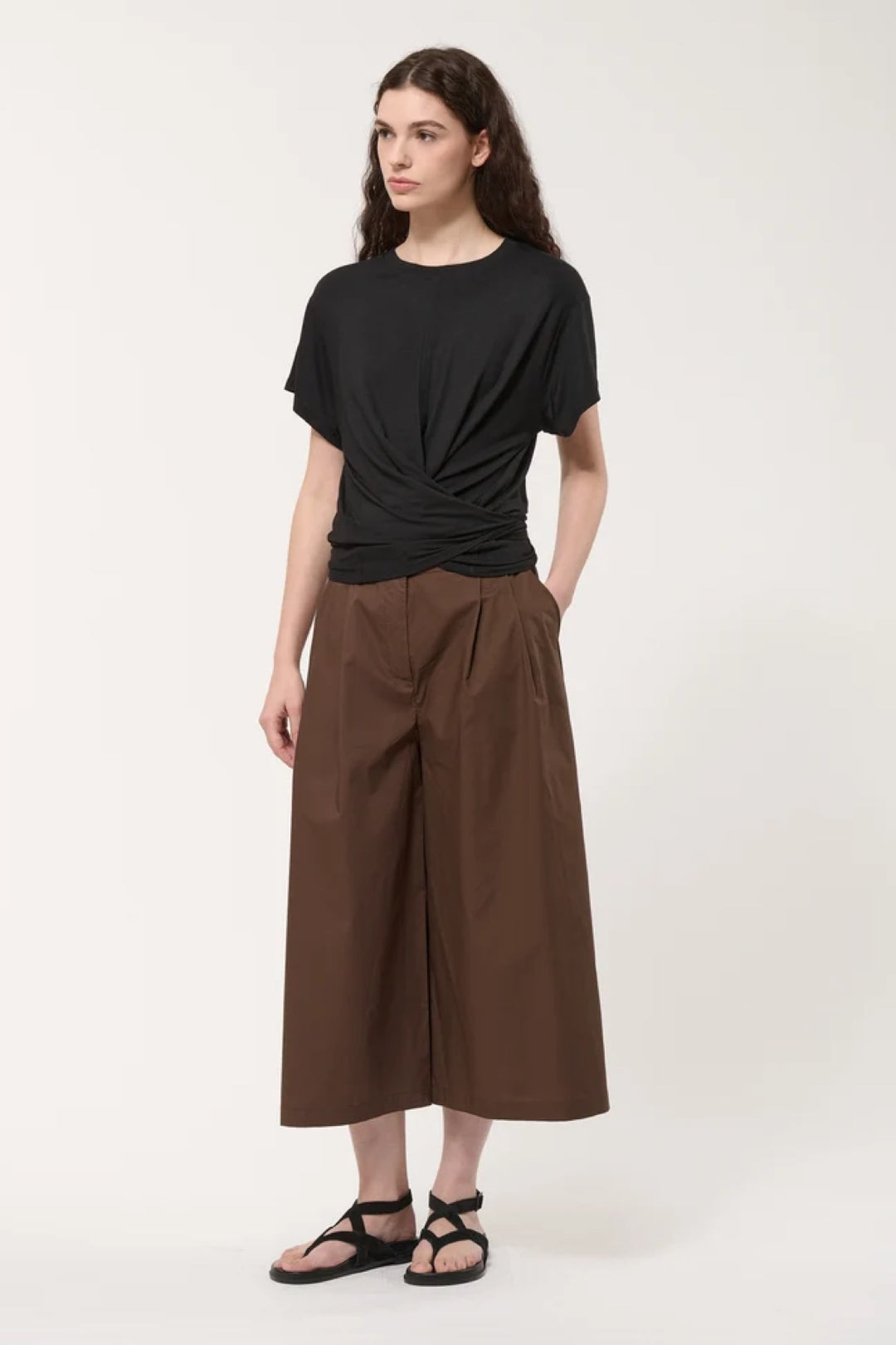 T-shirt drapé à effet croisé