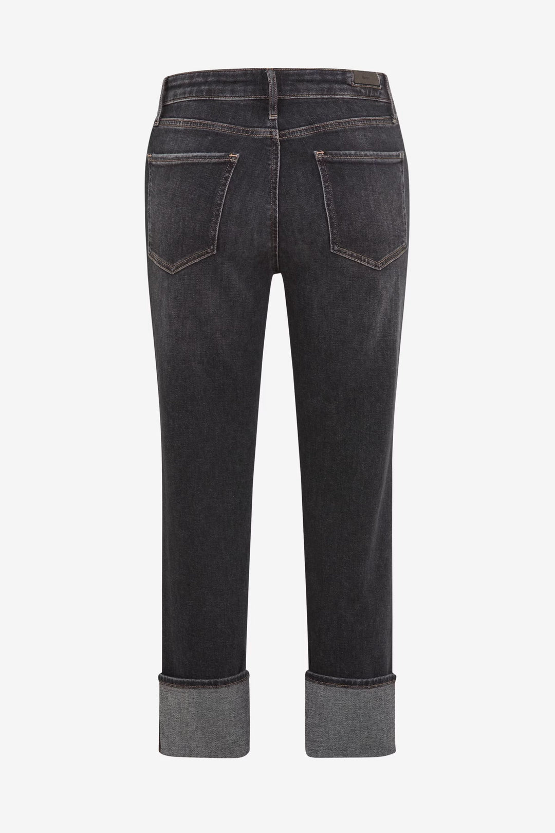 Jean Madison avec revers contrastés, coupe droite moderne et délavage subtil, vue arrière.