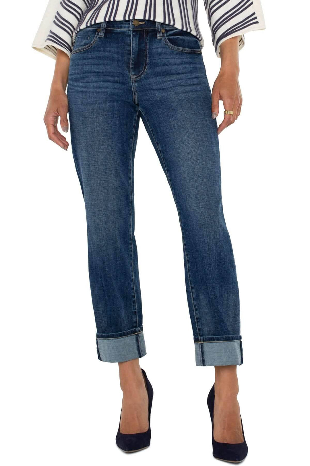 Jeans Marley Girlfriend à jambe boyfriend, avec revers, taille moyenne en denim bleu.