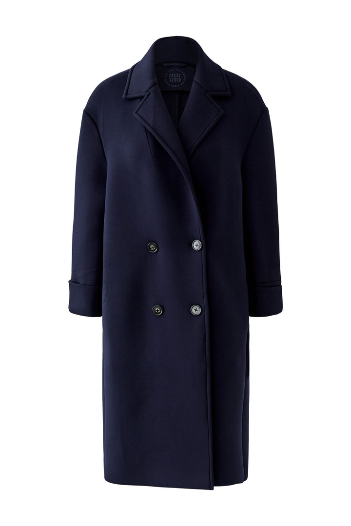 Manteau long à coupe droite avec col tailleur classique et fermeture boutonnée, idéal pour une allure élégante et structurée.