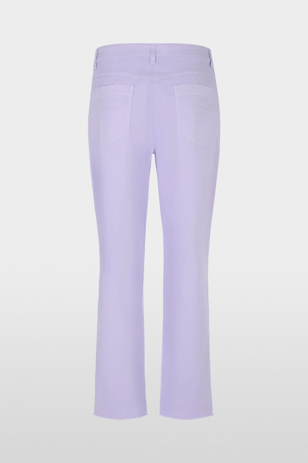Pantalon Franca en coton léger, coupe 7/8, coloris lilas, ourlet effiloché et poches arrière.
