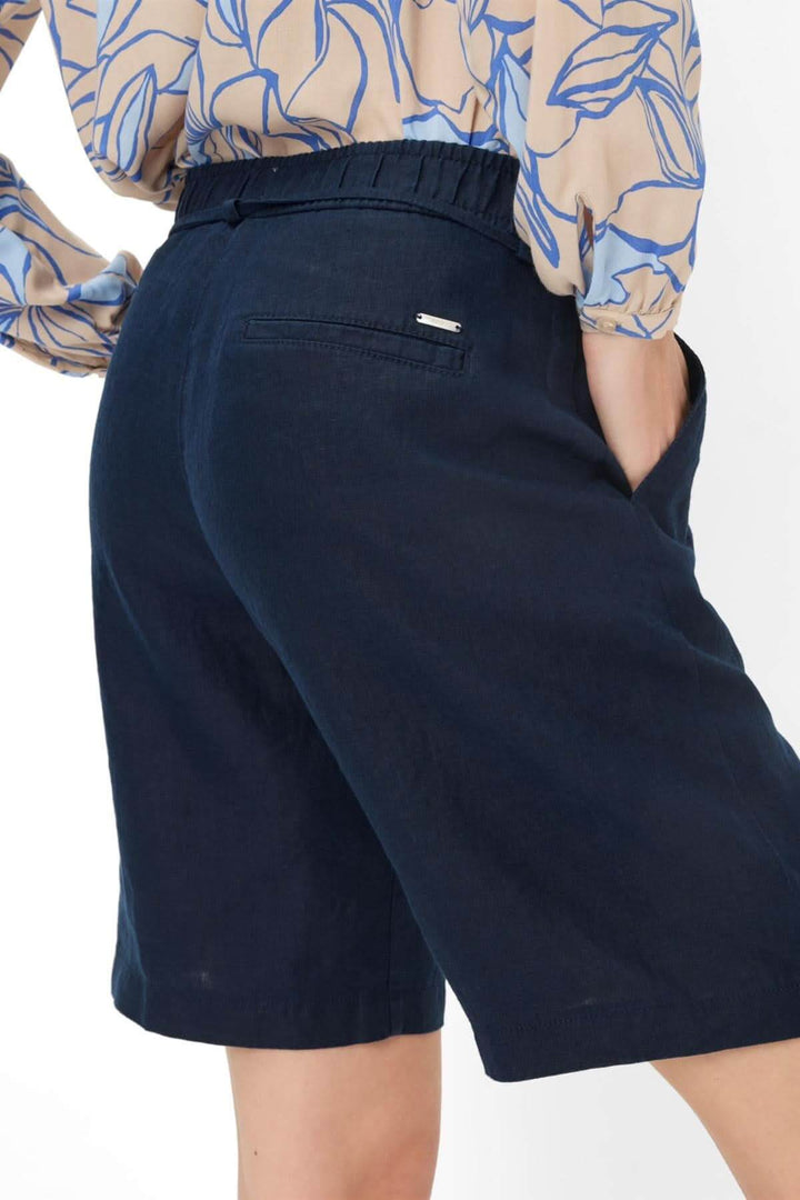 Short en lin MEL B femme, coupe Relaxed Fit, taille élastique, style décontracté et moderne.