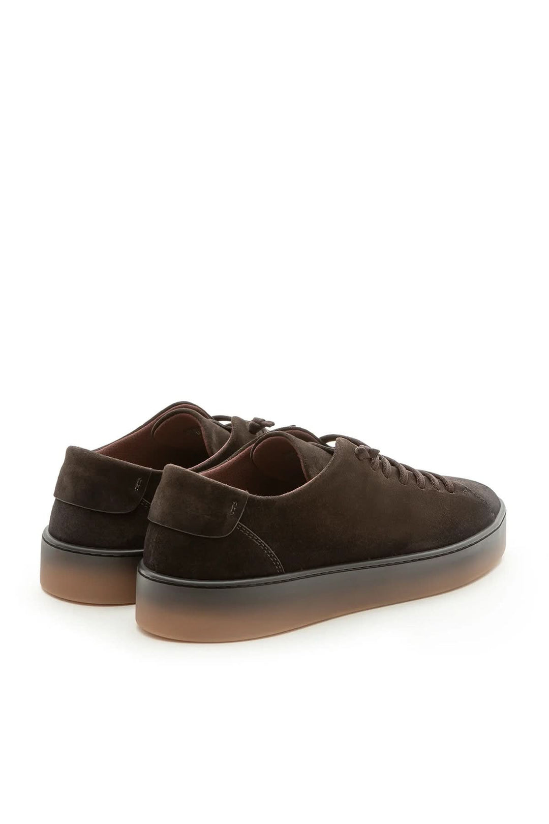 Sneaker homme cuir veau finition travaillée en cuir marron, semelle artisanale italienne, lacets élastiques pour un style chic décontracté.