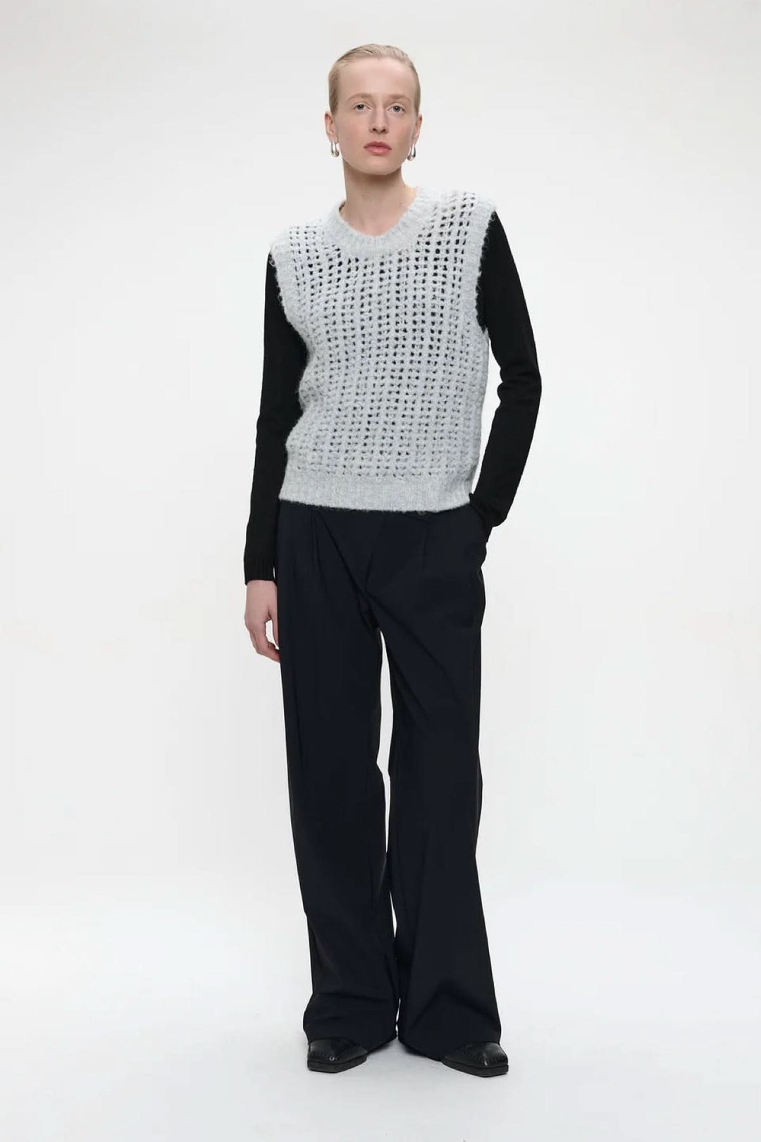 Tricot sans manches en maille ajourée