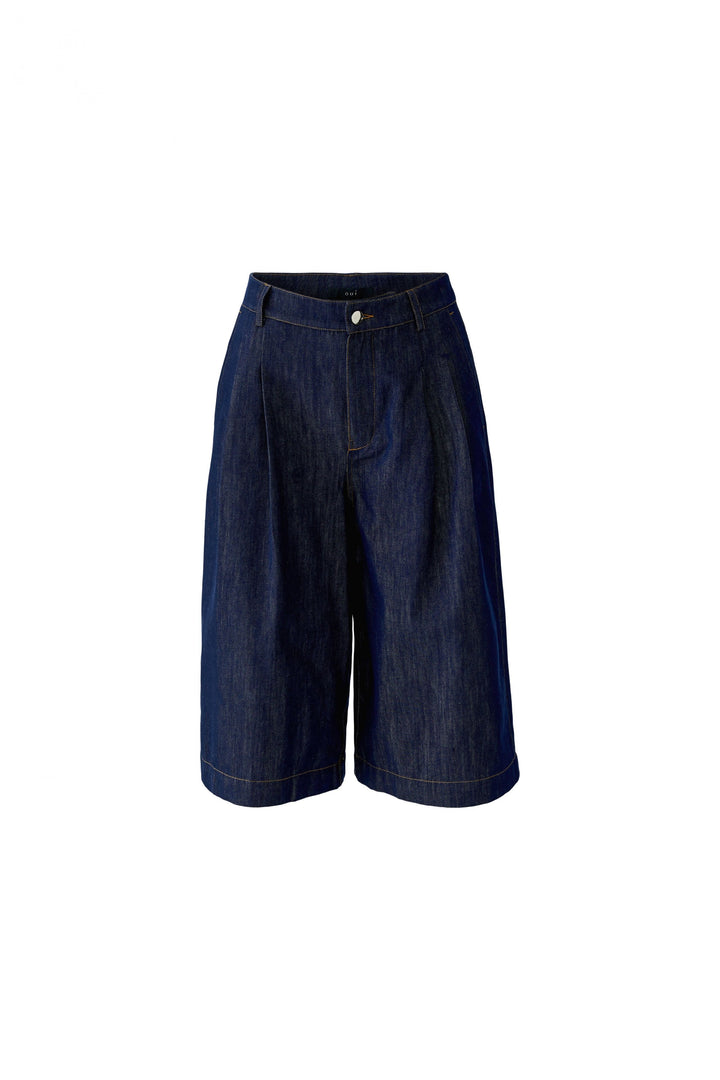 Bermuda en denim bleu à jambes larges vue de face pour femme Oui