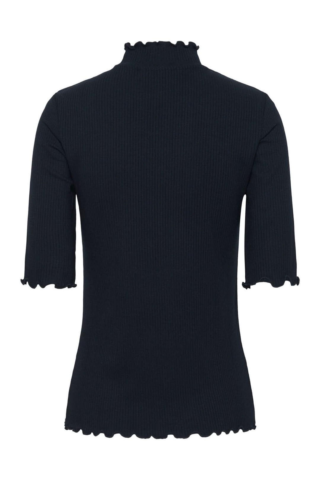 T-shirt Ribba à col montant, maille côtelée noire avec finitions festonnées, manches mi-longues. Coupe ajustée et féminine.