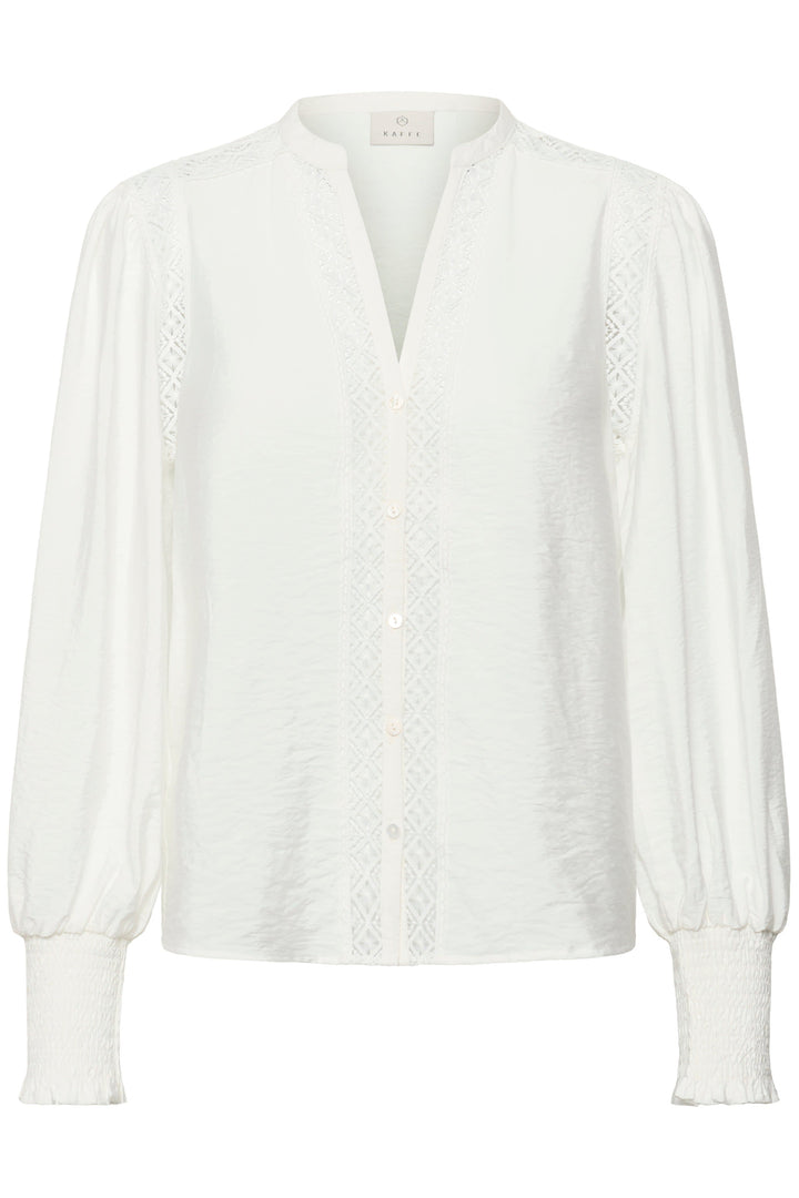 Vue de face blouse sans col Kaffe pour femme avec détails de dentelle blanche - Valérie Simon