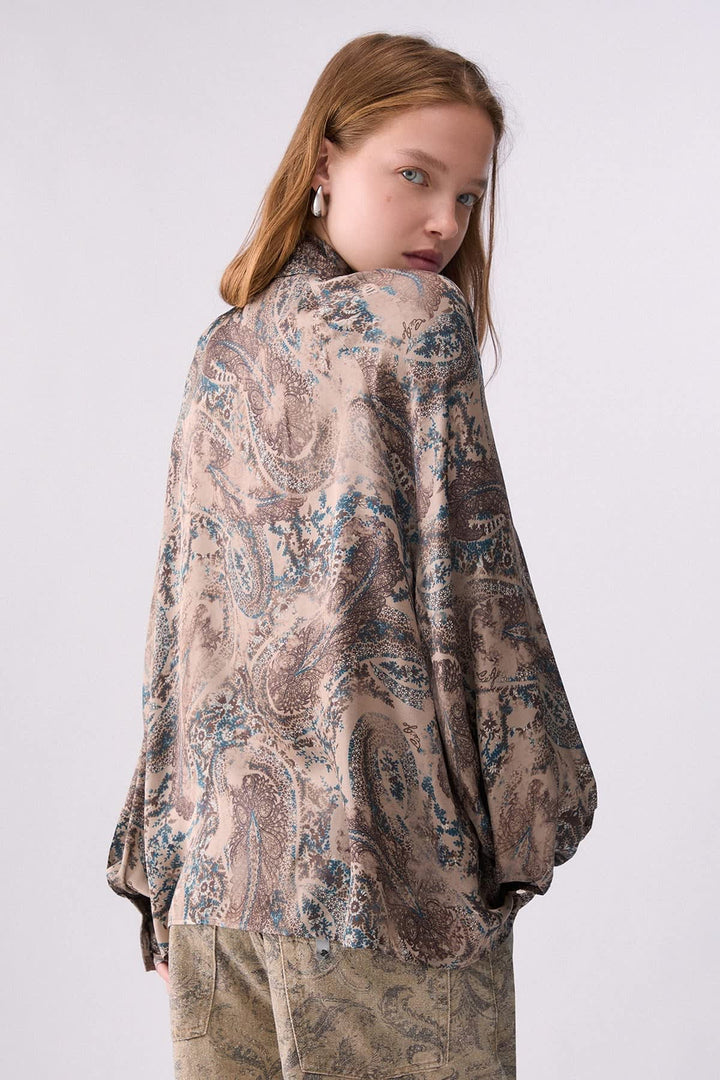 Blouse imprimée à liens vue de face pour femme liujo