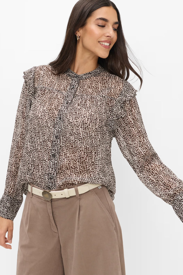 Blouse violette imprimée à volants vue de face pour femme Brax