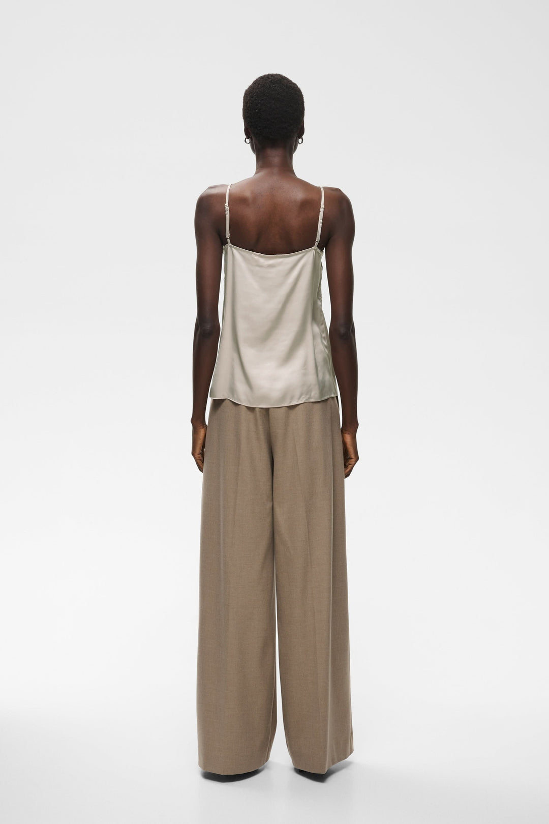 Camisole Orah satinée à dentelle délicate pour femme Inwear