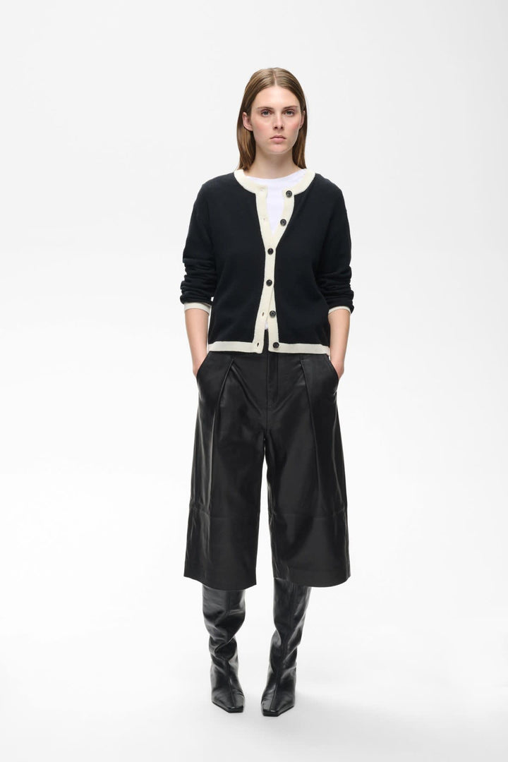 Tally wool cardigan front view for women Inwear