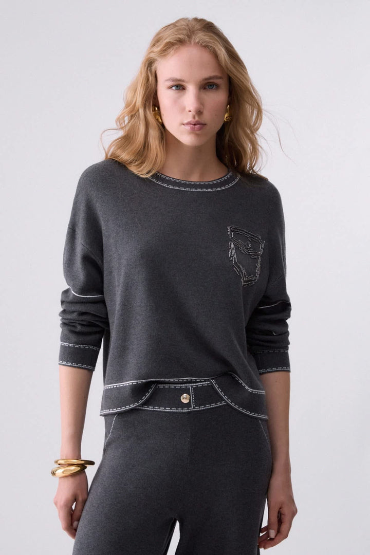 Front view contrast stitching sweater for women liujo