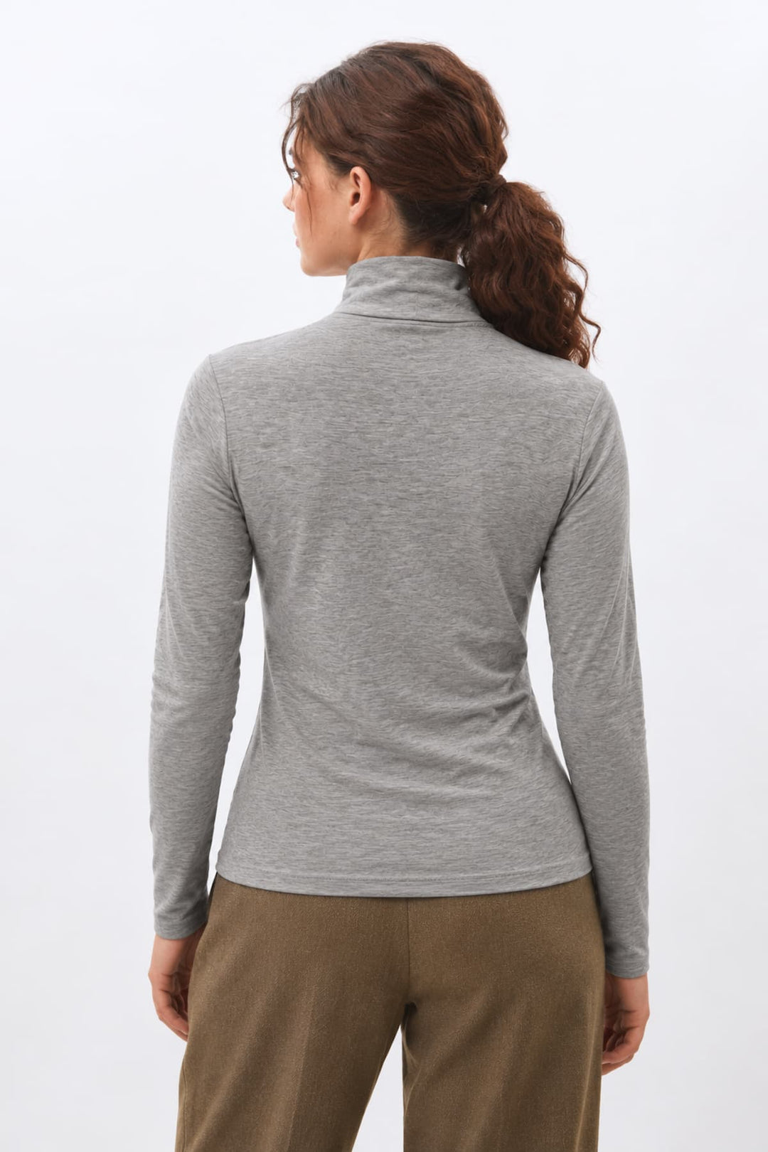Chandail léger à col roulé pour femme Humility