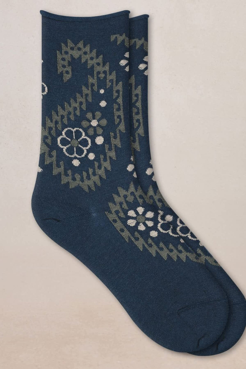 Women's floral paisley merino wool socks, front view Bleuforêt