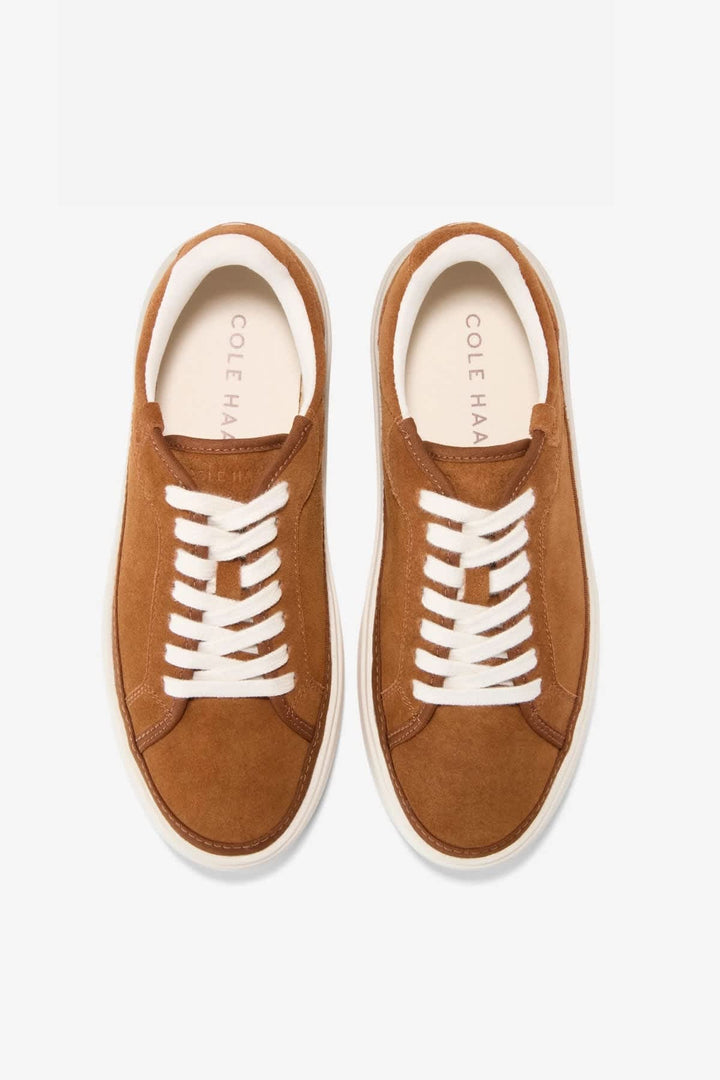 Chaussures de ville Rydell en suède noir à semelle plateforme vue de côté pour femme Cole Haan