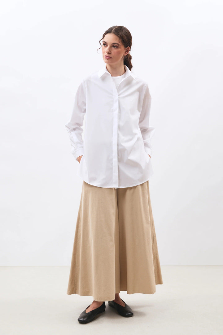 Chemise longue Junglio vue de face pour femme Humility