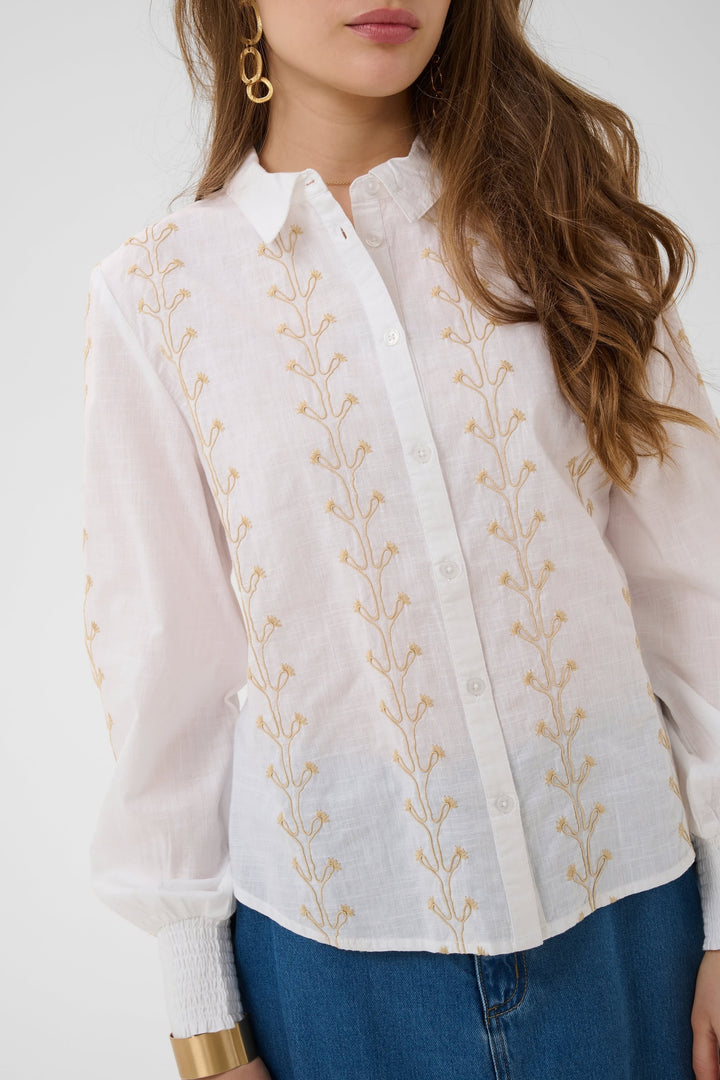 Vue détaillée chemise brodée à manches longues femme beige Cream - Valérie Simon