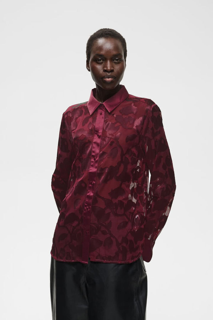 Chemise transparente texturée Orion vue de face pour femme Inwear