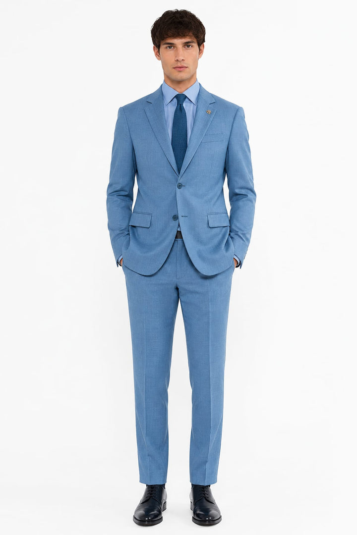 Vue latérale complet en laine extensible homme gris avec boutonnière ouverte - Valérie Simon