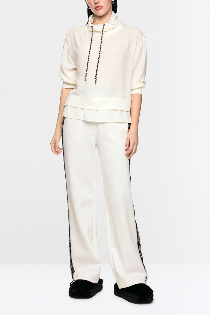 Blouse ample à col avec cordon de serrage