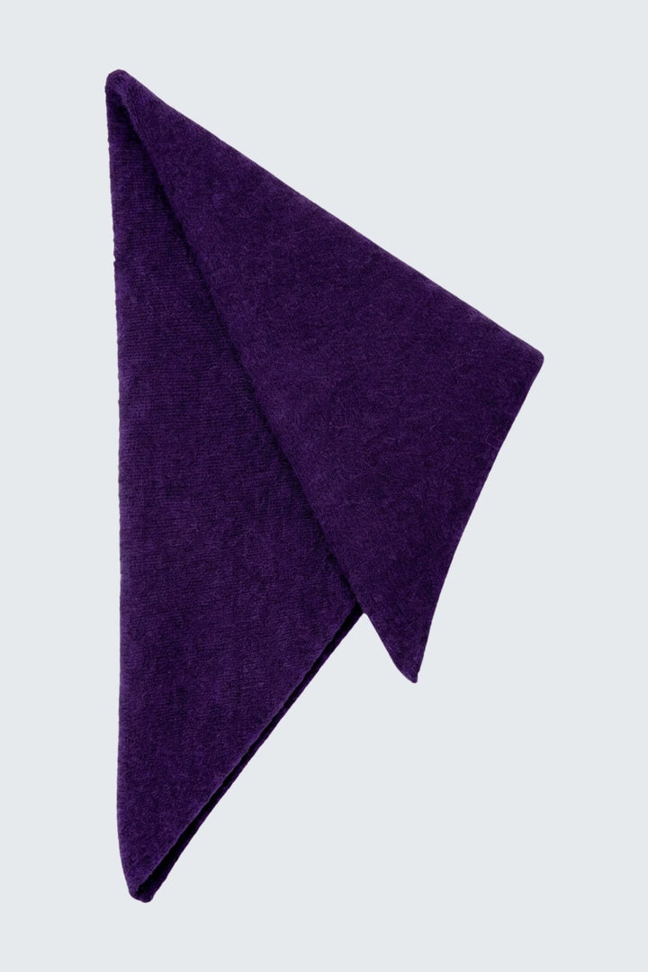 Vue de côté foulard en maille douce Oui femme beige avec franges - Valérie Simon