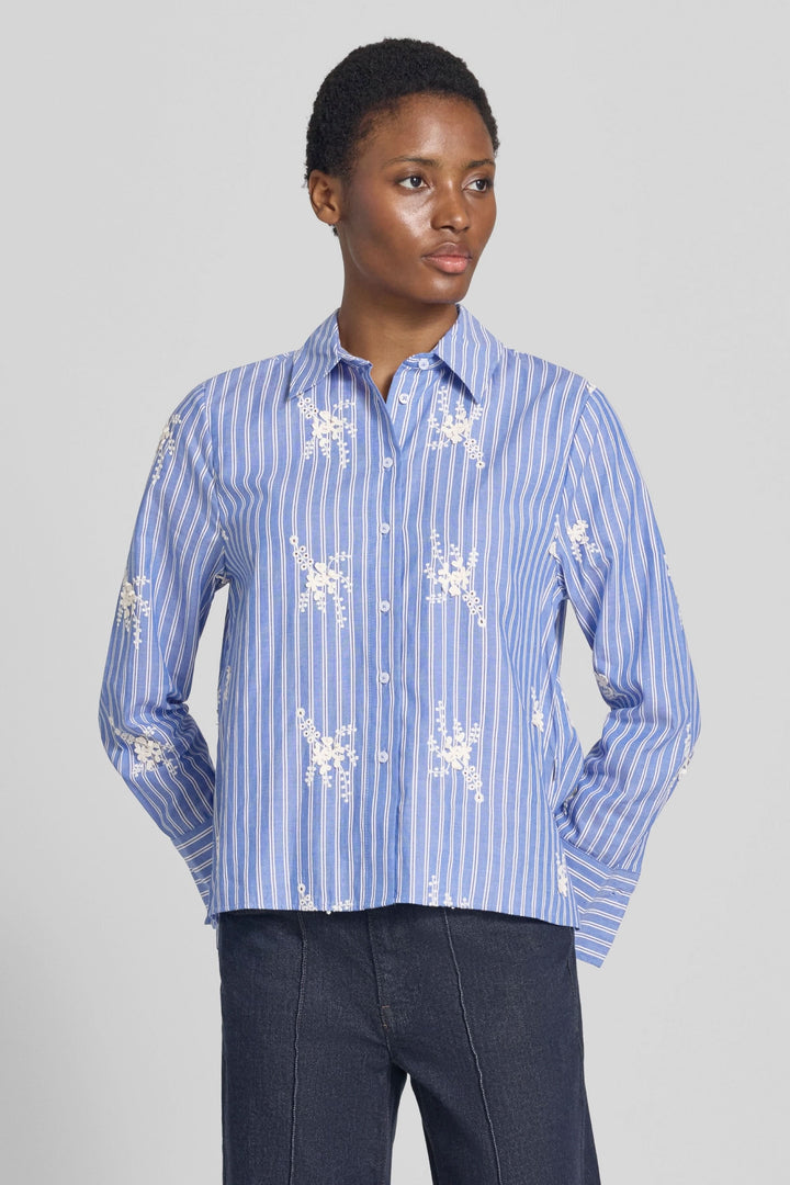 Chemise Vica rayée à broderies florales