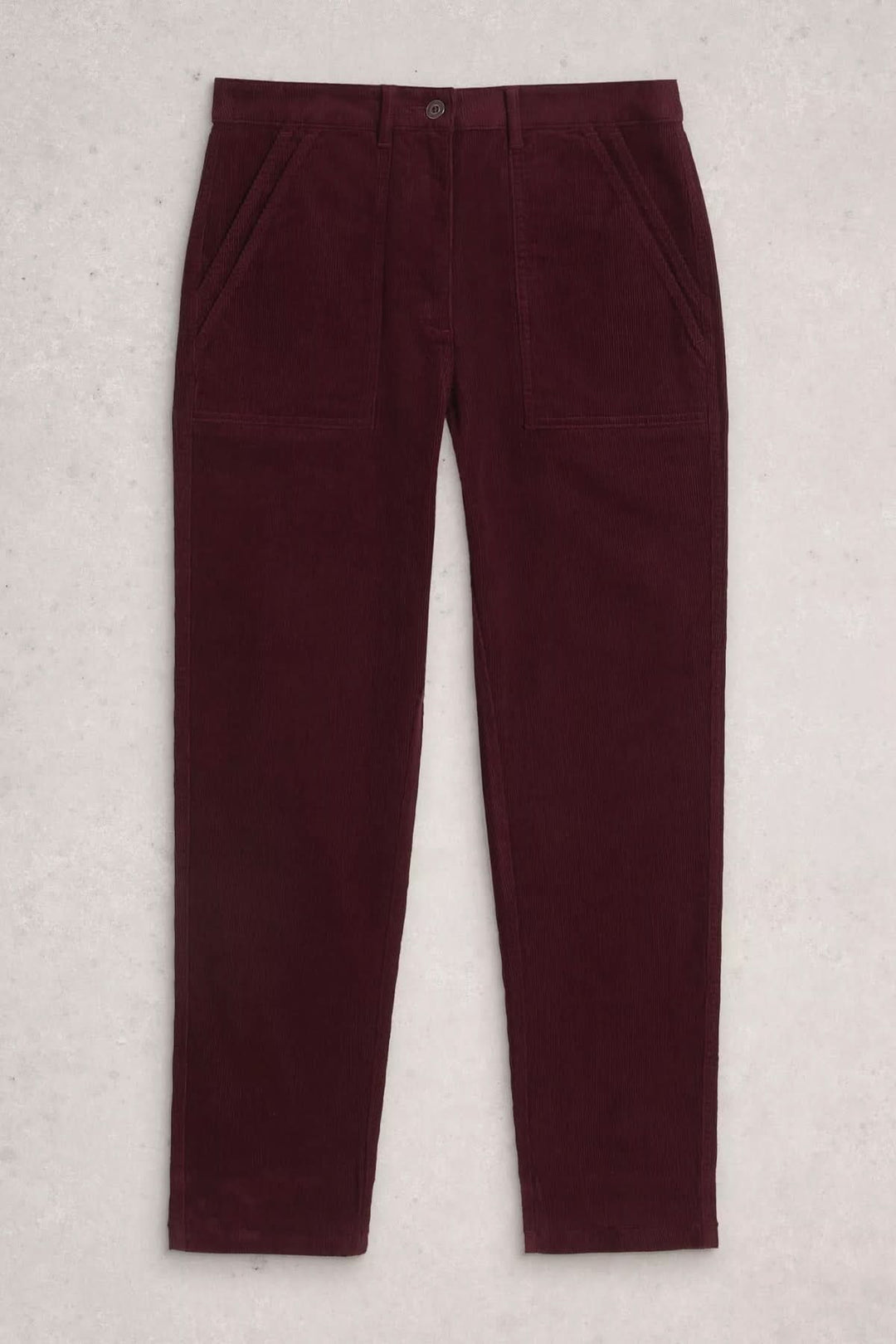 Pantalon Twister en velours côtelé avec coupe droite fuselée et grandes poches plaquées, confort et style pour un look casual-chic.