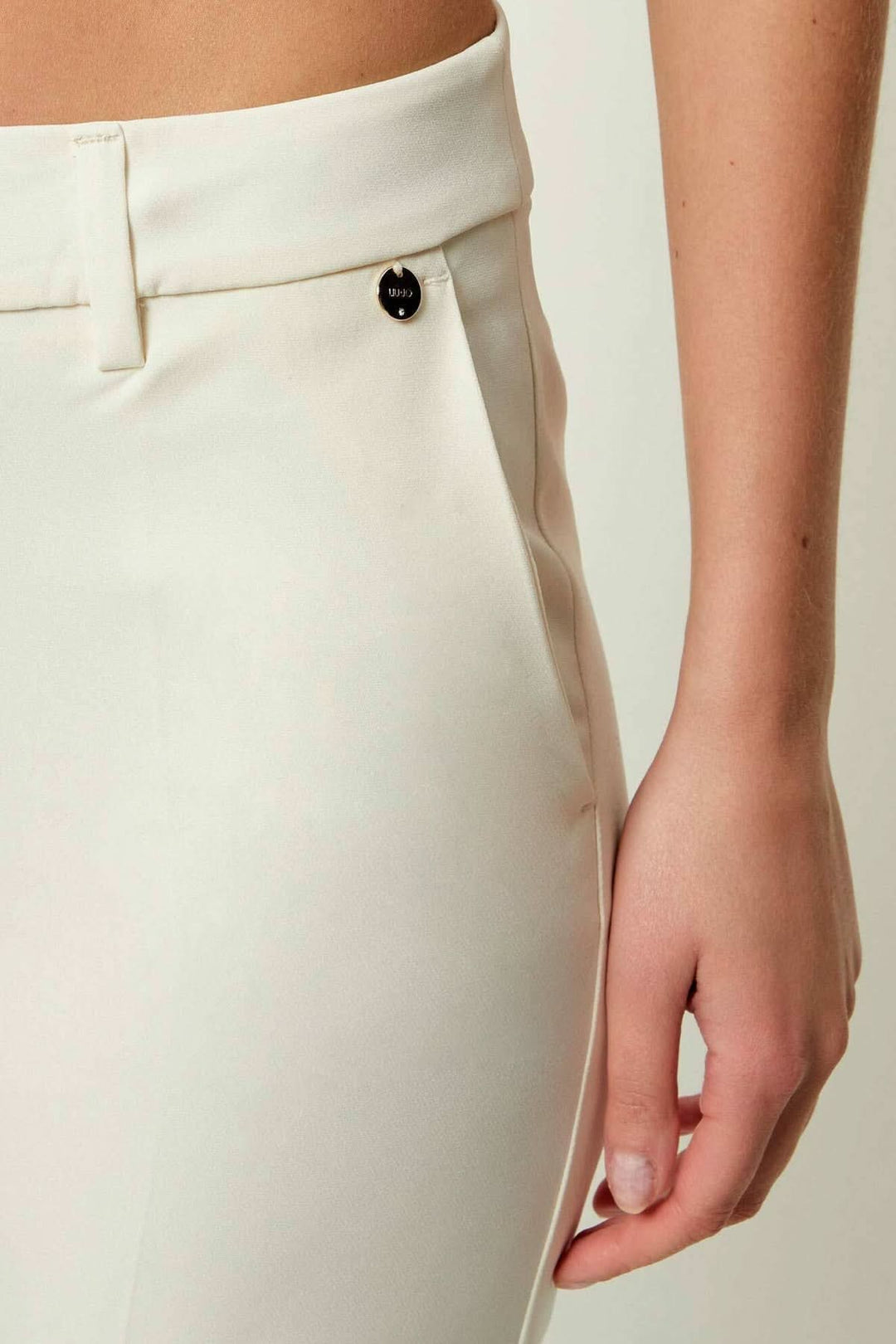 Pantalon habillé coupe ajustée