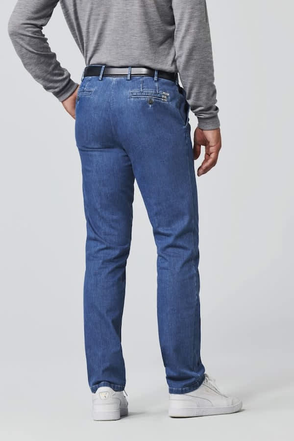 Vue latérale jean Oslo Meyer pour homme noir avec coutures visibles - Valérie Simon
