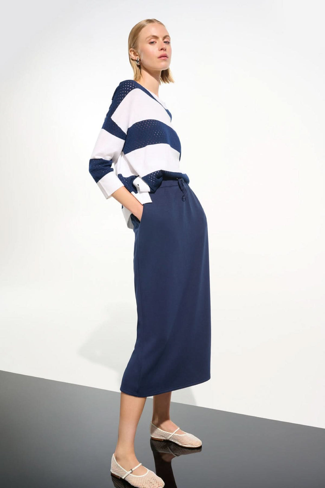 Jupe midi à taille coulissante