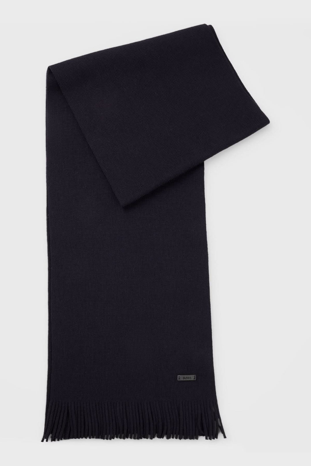 Foulard de laine vierge Boss en maille Raschel noire avec logo discret. Parfait pour l'hiver, intemporel et élégant.