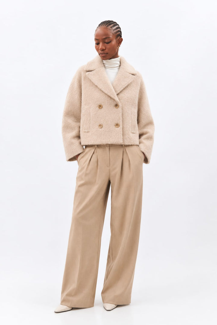 Manteau court Kinori texturé à double boutonnage pour femme Humility