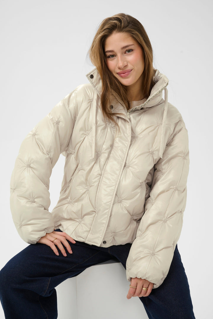 Manteau matelassé à col montant pour femme Cream