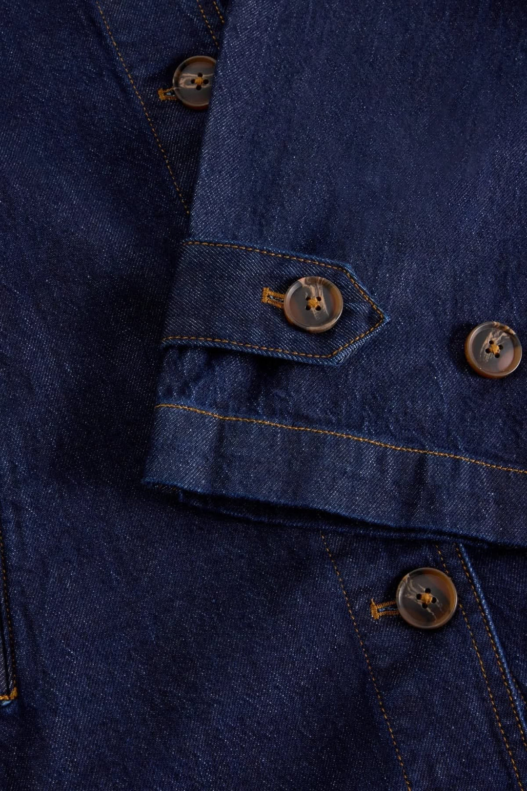Vue arrière manteau long Oakleigh denim White Stuff femme bleu clair - Valérie Simon