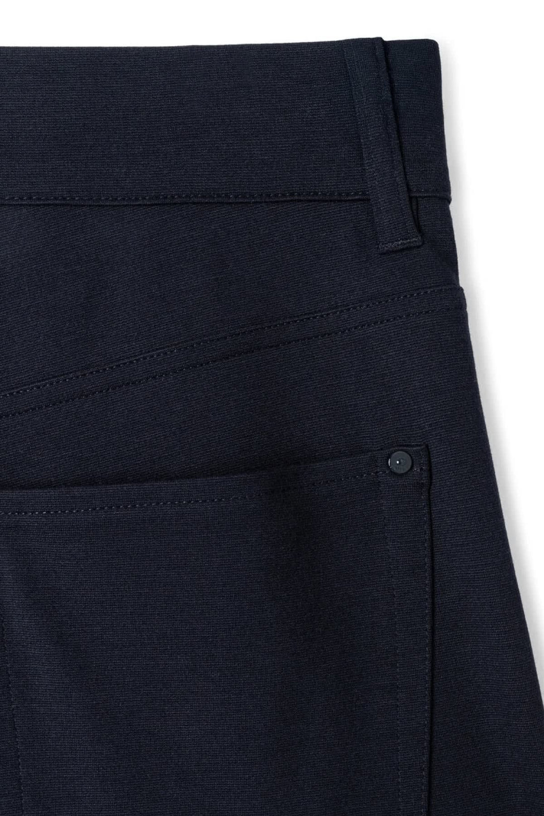 Pantalon Elin à jambe large écourtée vue de face pour femme Cambio